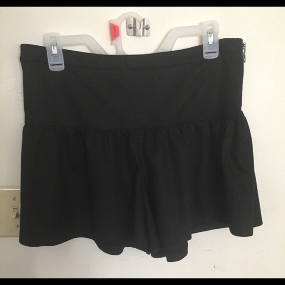 Free people black shorts - Picture 2 of 6